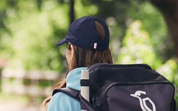 Women's navy blue cricket cap